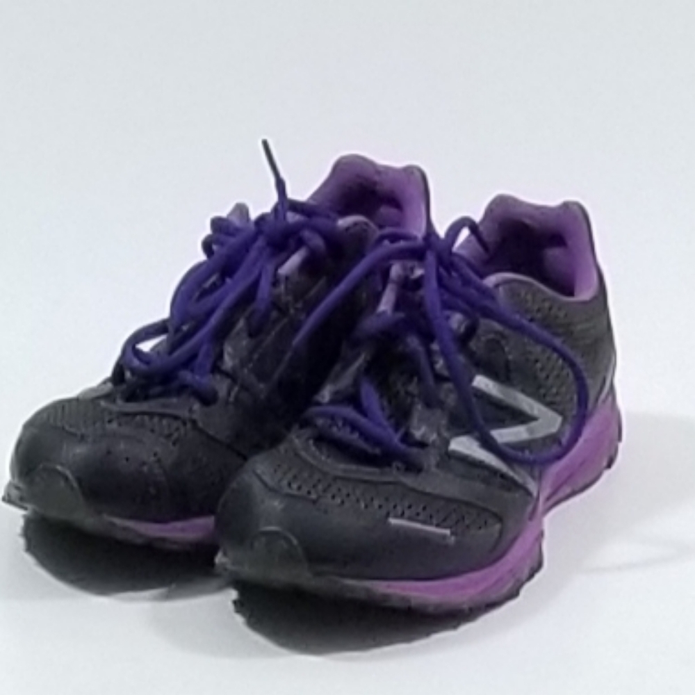 NEW BALANCE 310 RUNNING SHOES WOMEN SIZE 8.5